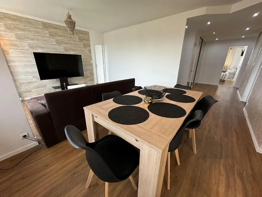 Grand Appartement 3 Chambres Balcon - Partdieu Lyon