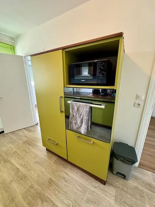 Grand Appartement 3 Chambres Balcon - Partdieu Lyon 0*,  France