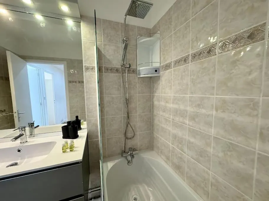 Grand Appartement 3 Chambres Balcon - Partdieu Lyon Apartmán